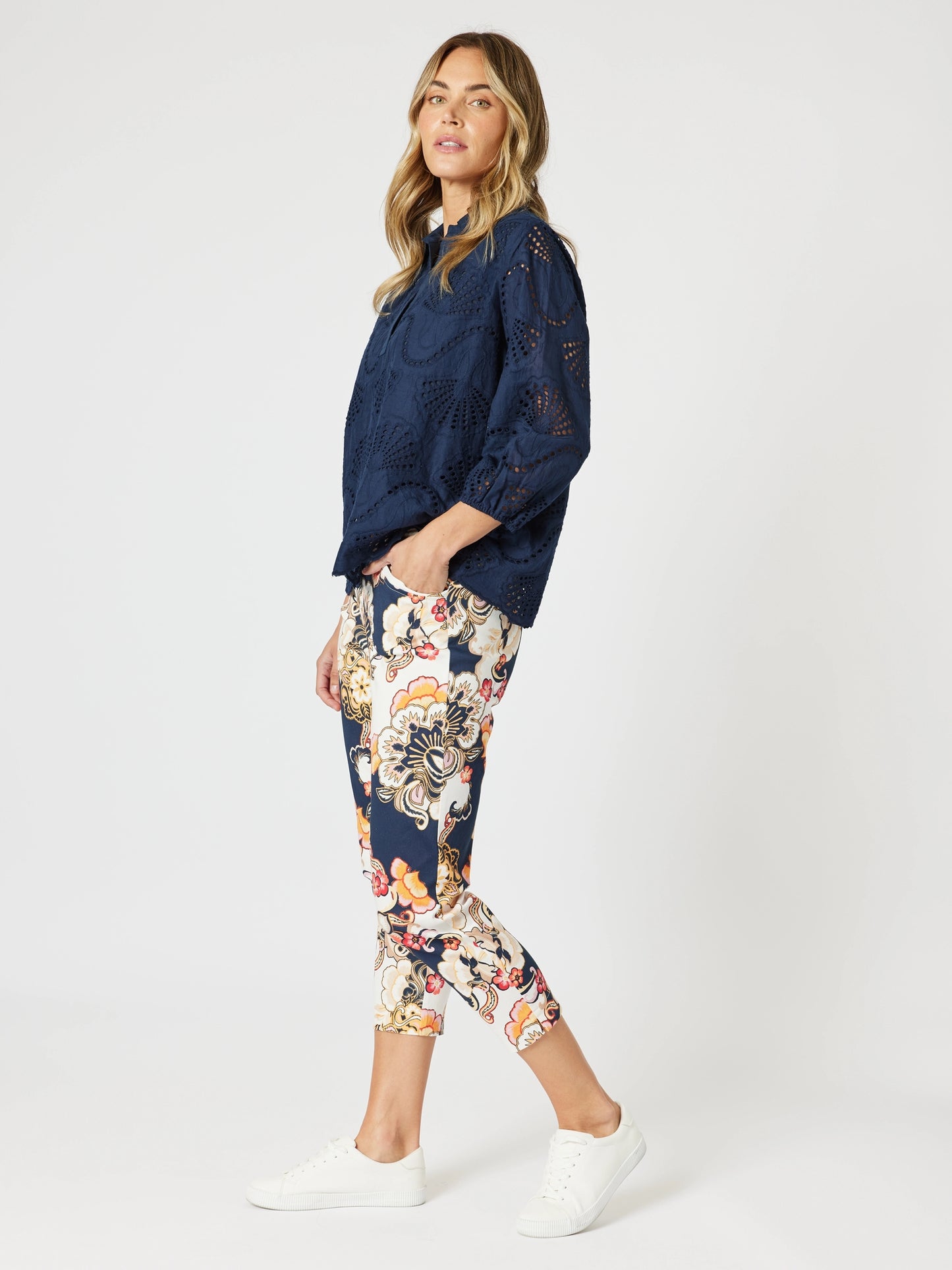 Shelly Lace Top - Navy