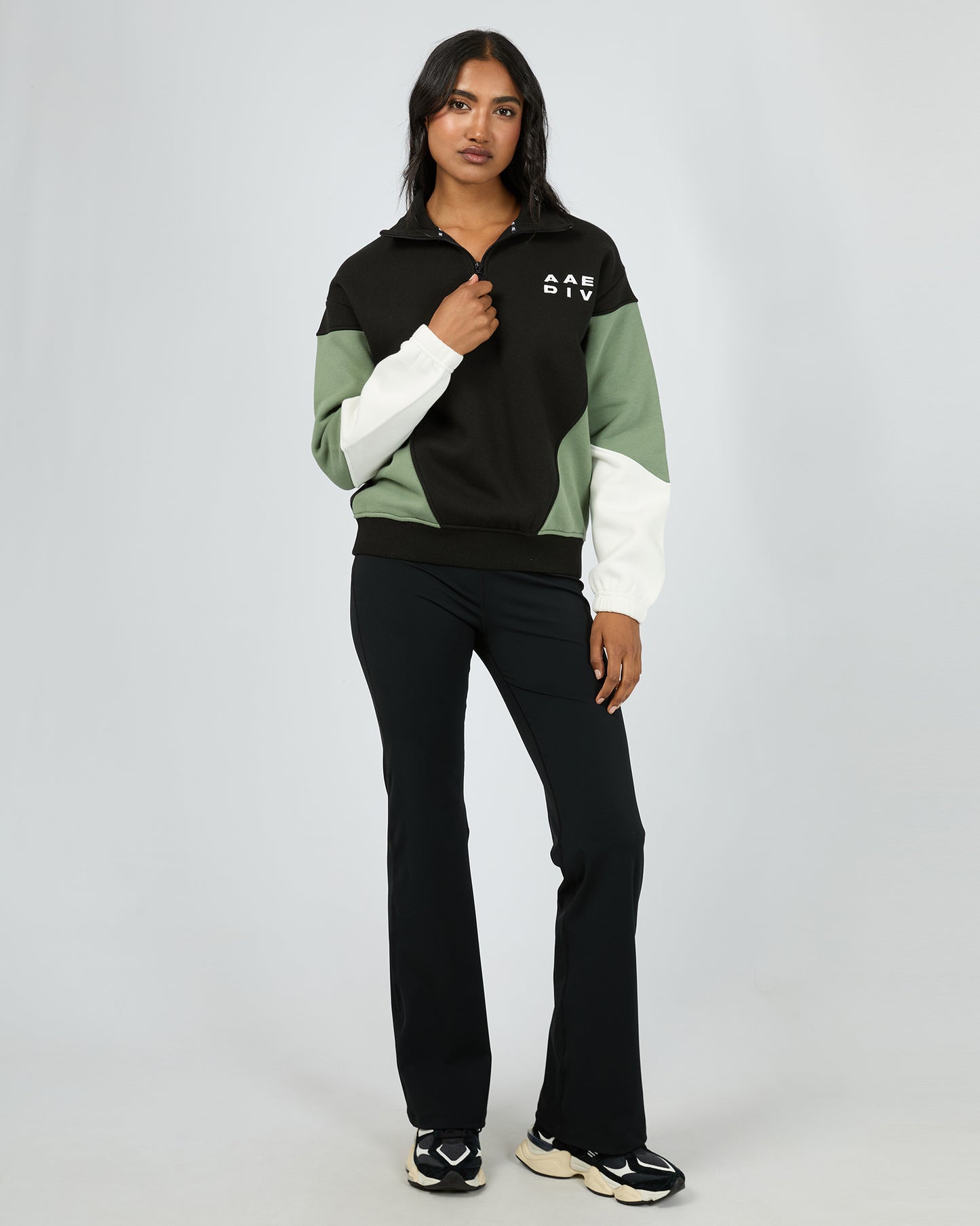 Savannah Panel 1/4 Zip - Black