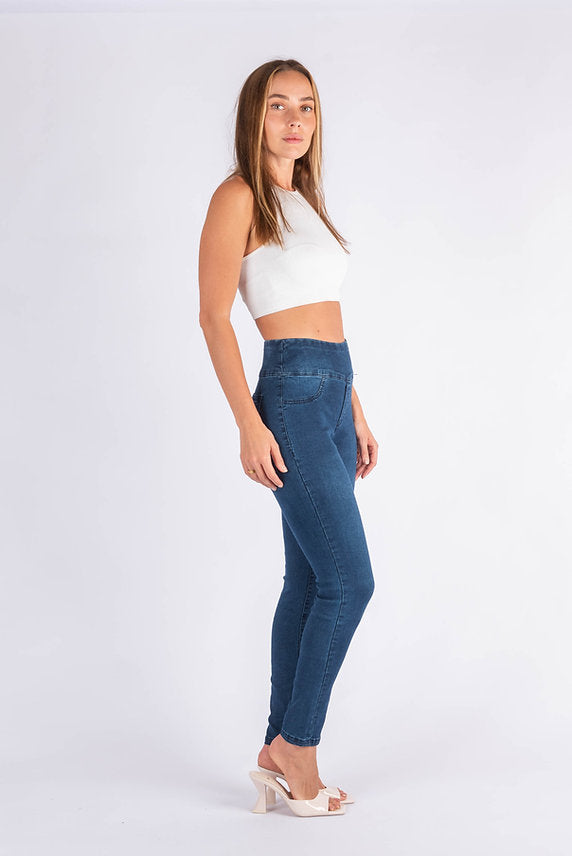 High Rise Skinny - Dark Denim