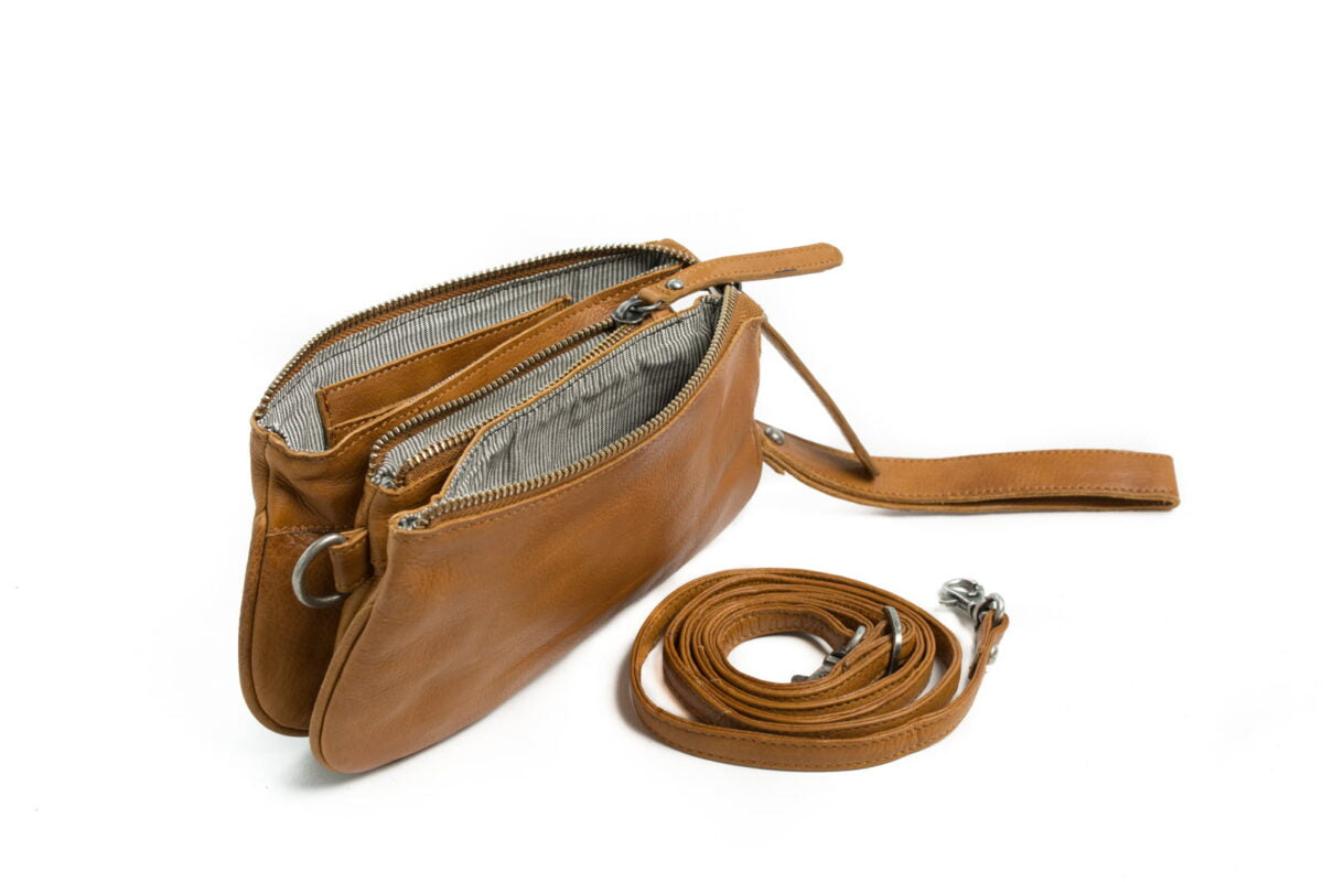 St Kilda Clutch - Tan