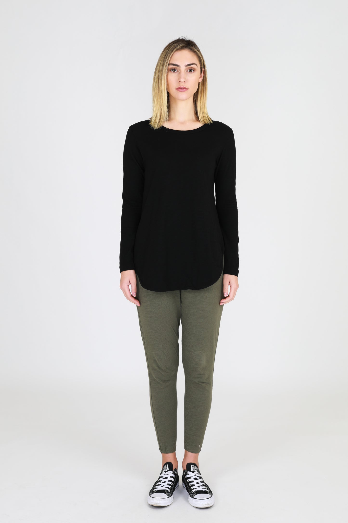 Scarlett Long Sleeve Tee Women Black | Lyn Rose Boutique