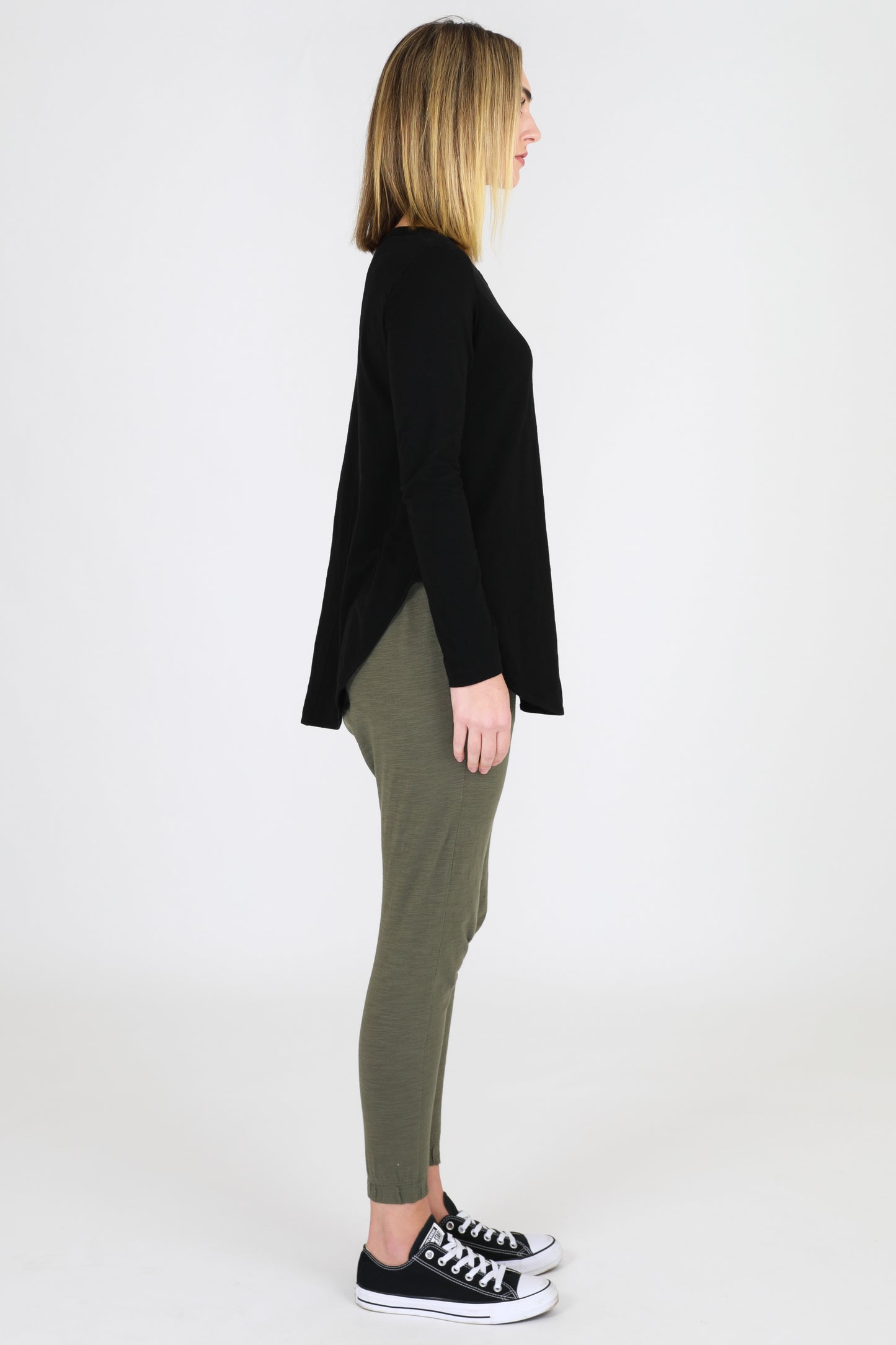 Scarlett Long Sleeve Tee Women Black | Lyn Rose Boutique