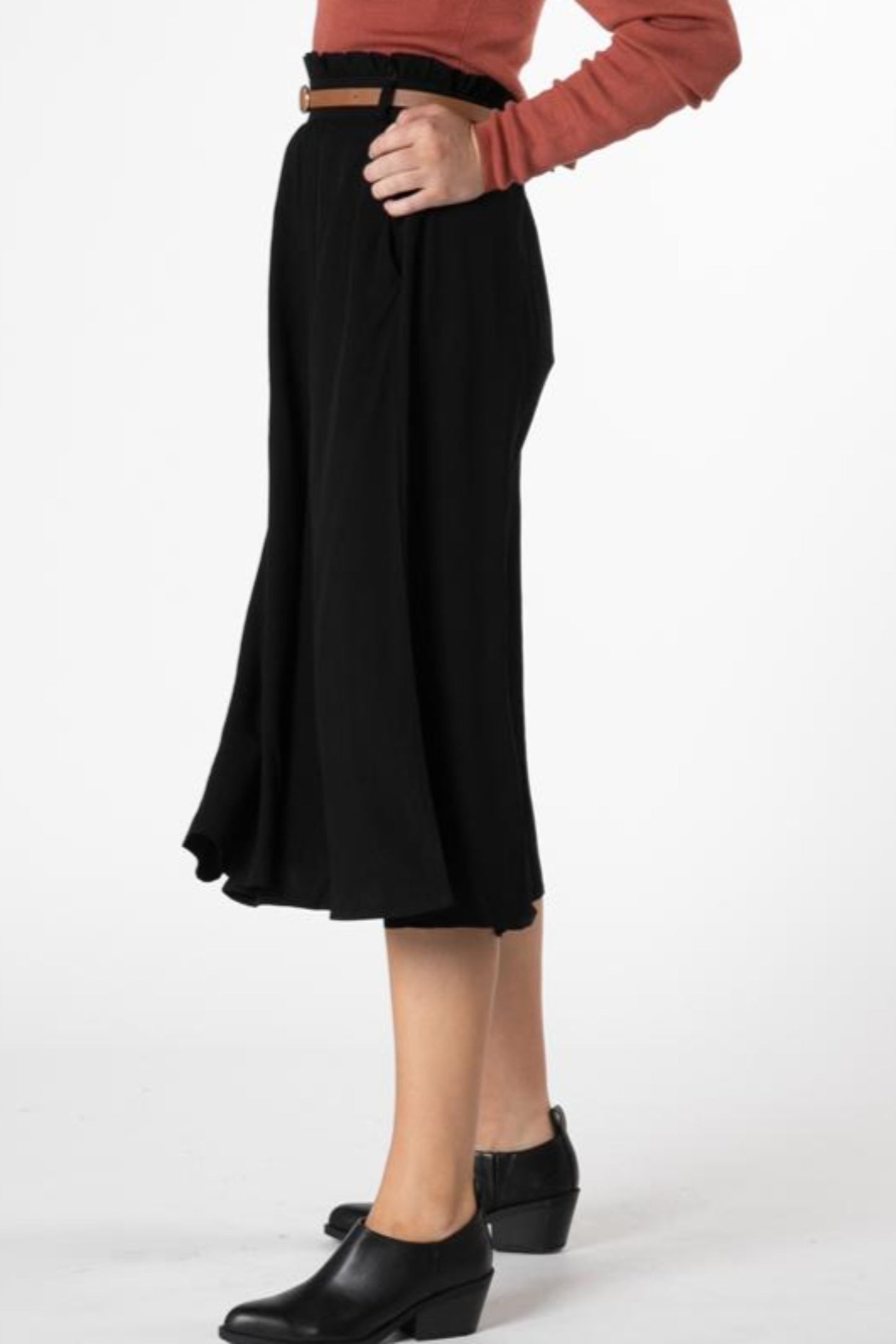 Millay Paperbag Skirt Black | Lyn Rose Boutique