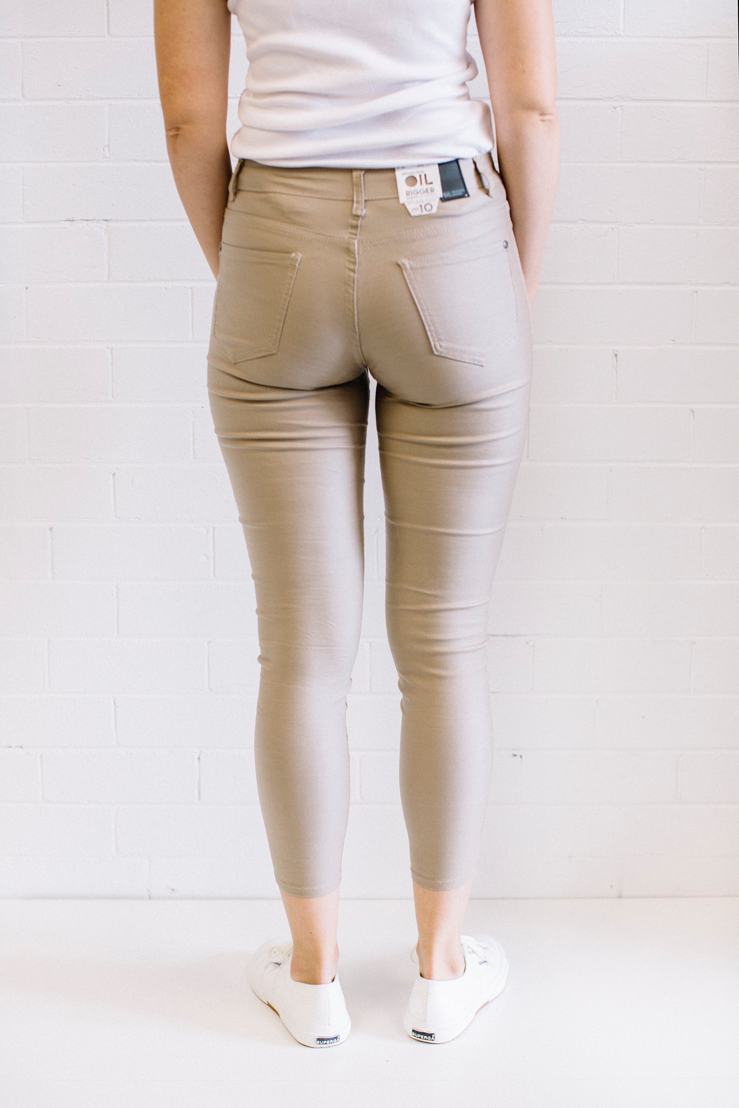 Wax Stretch 7/8 Women Mocha | Lyn Rose Boutique