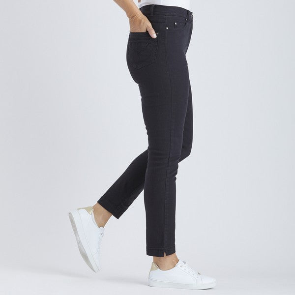 Slim Leg Miracle Jean - Black