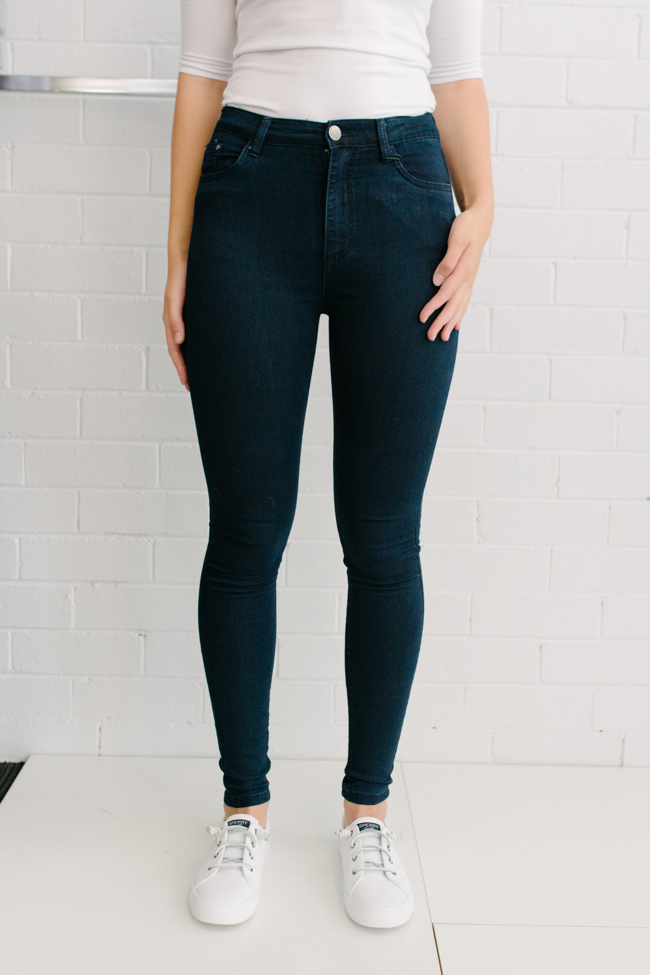 Skinny Jean I Dark Denim Shop Online I Lyn Rose Boutique Lyn