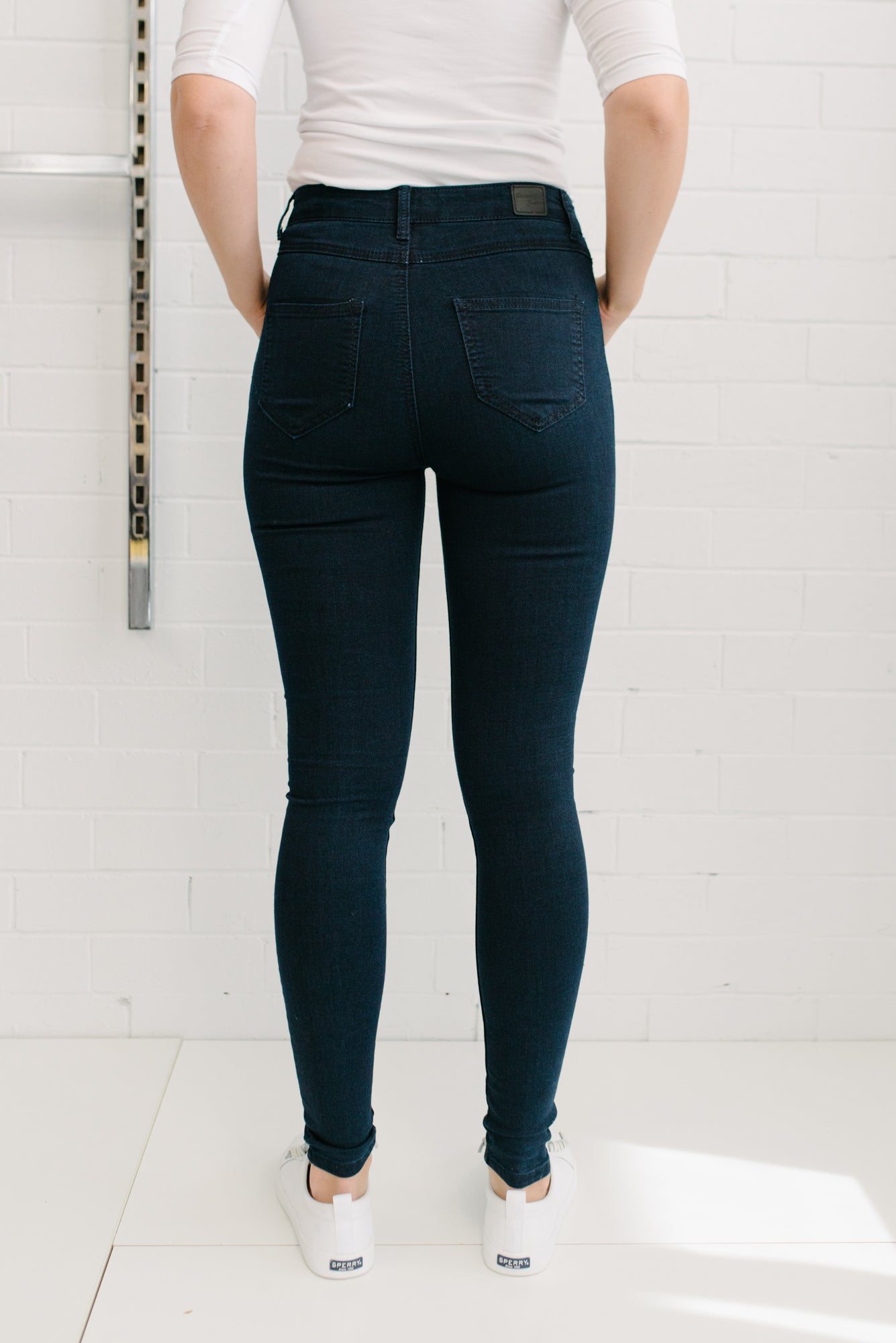 Skinny Jean Women Dark Denim | Lyn Rose Boutique