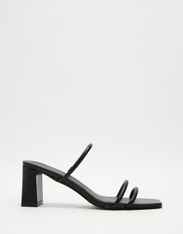 Isoka Heel - Black
