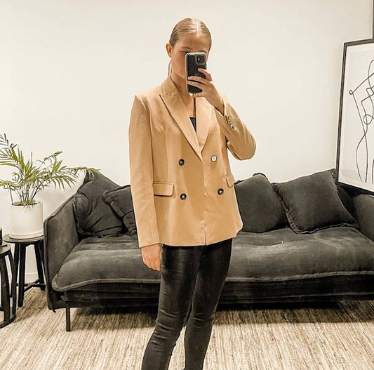 Eden Jacket I White Closet