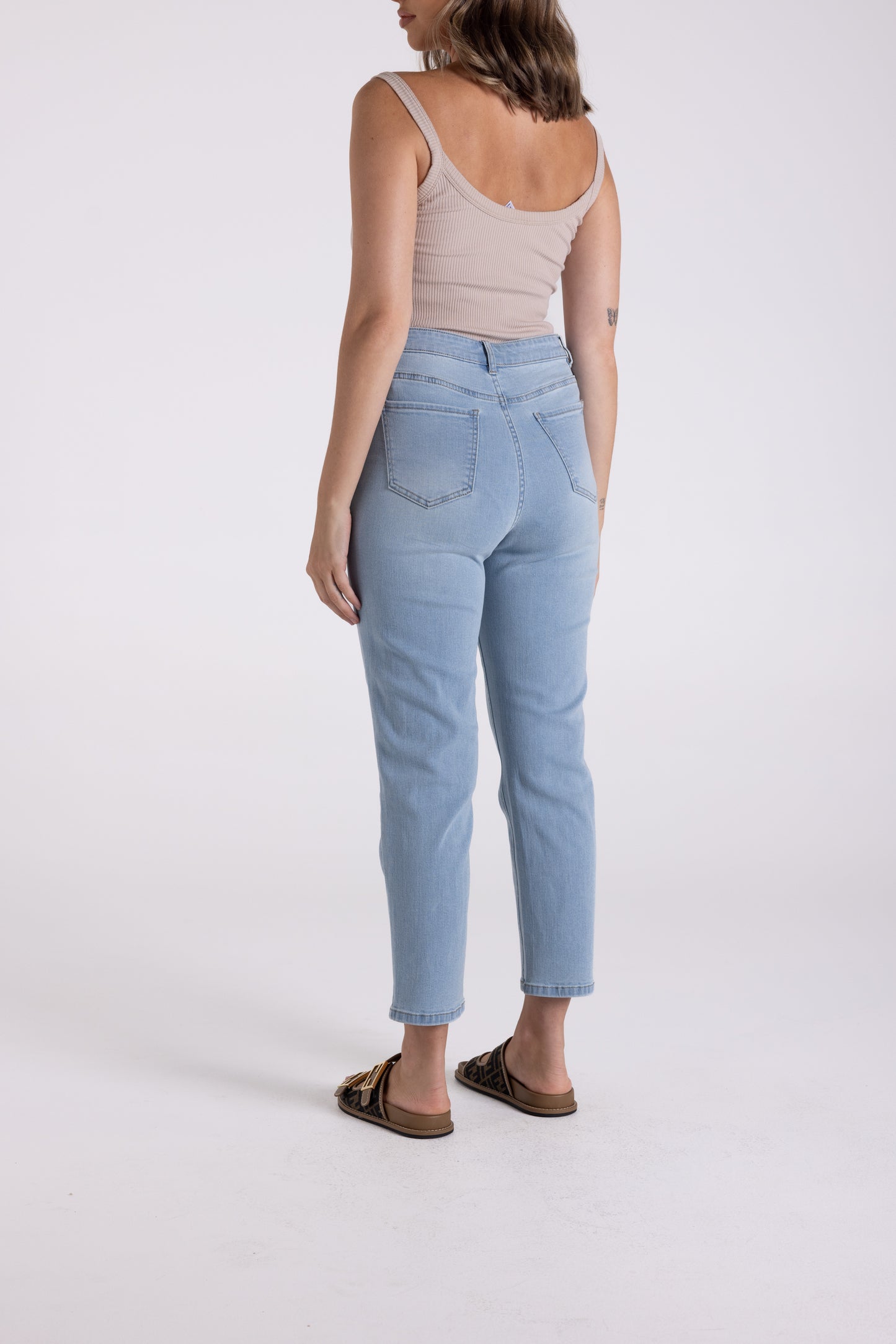 3/4 Slim Jean - Light Denim