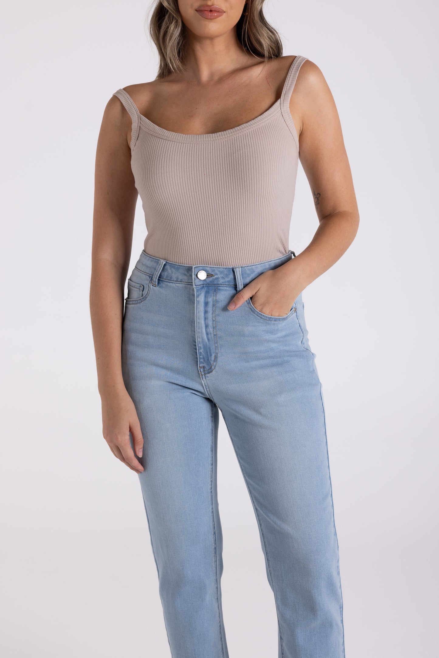 3/4 Slim Jean - Light Denim