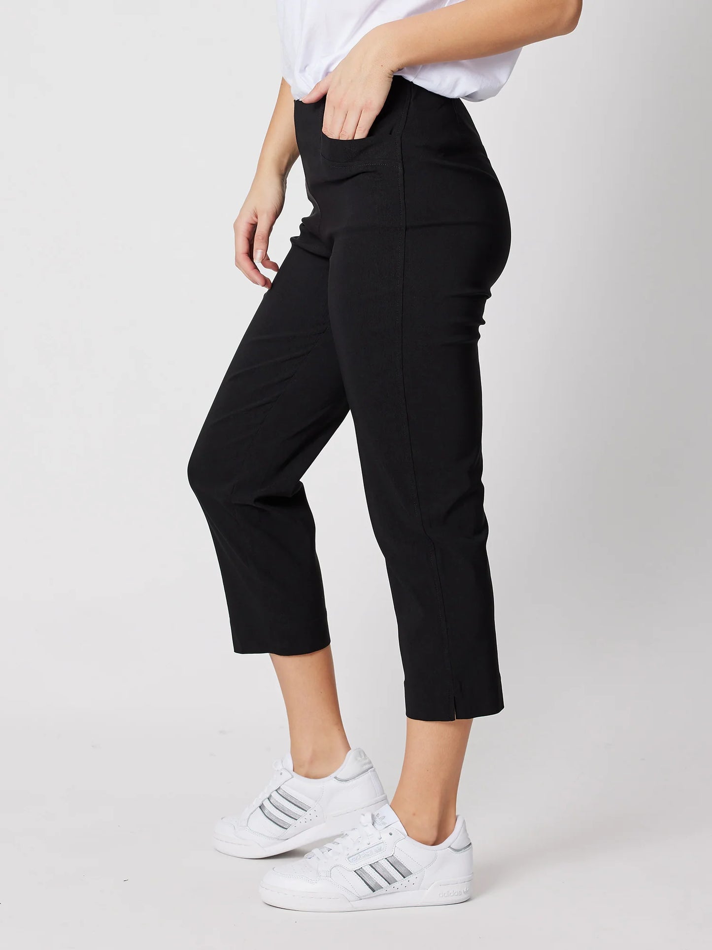 Threadz 3/4 Pants-Black