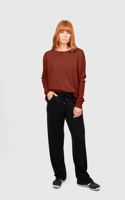 Queen Curved Hem Crew Neck