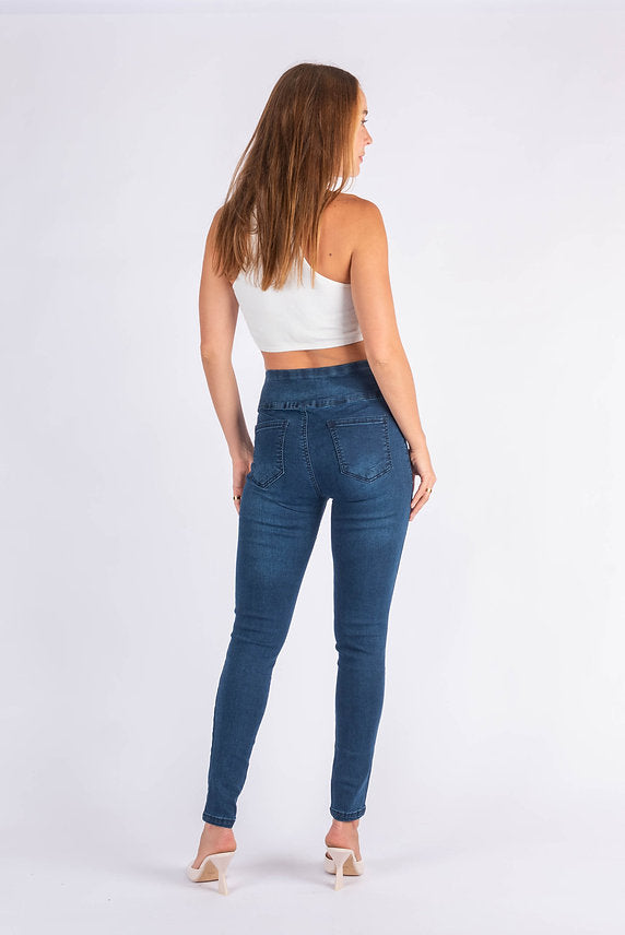 High Rise Skinny - Dark Denim