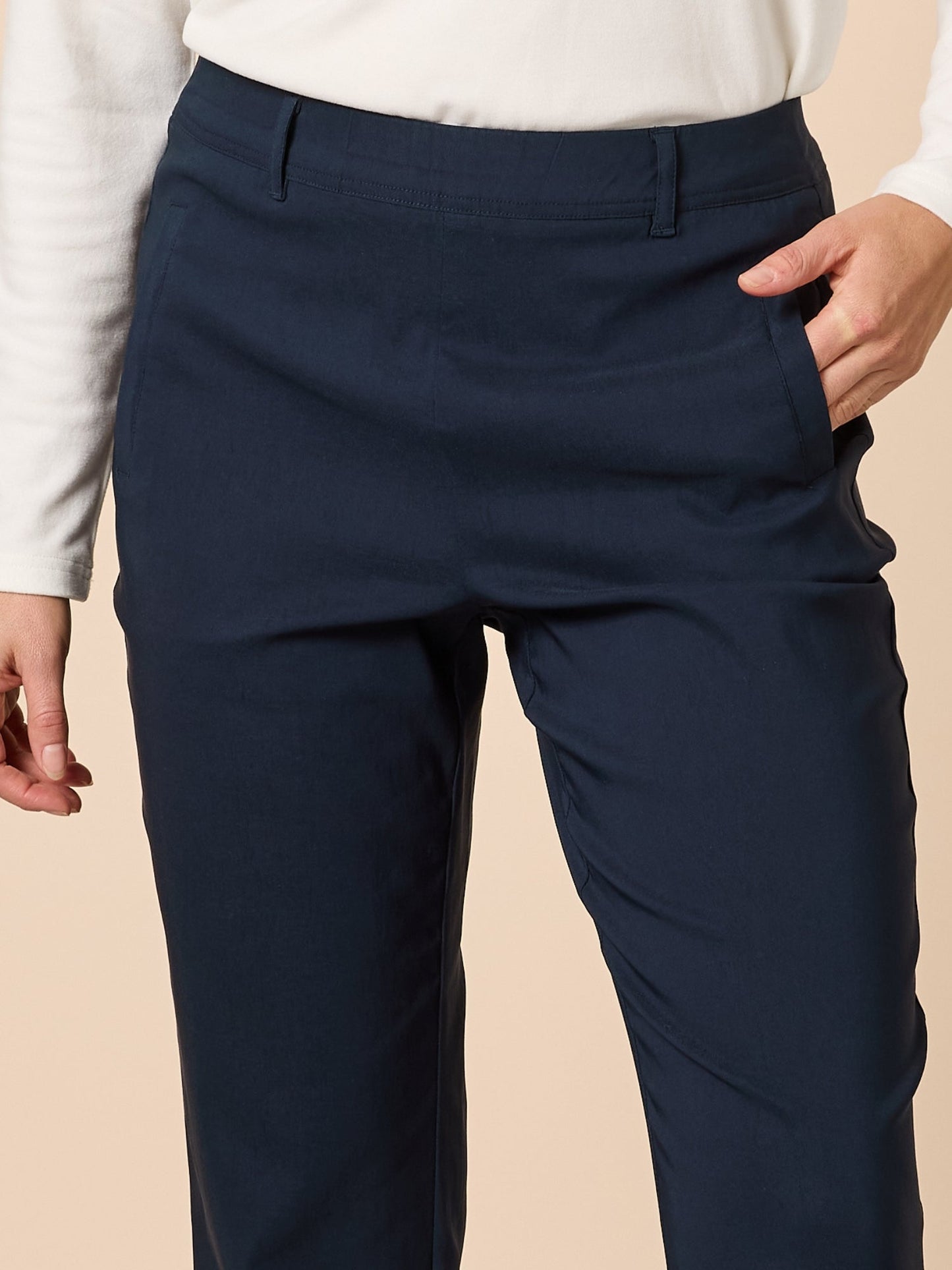 Evie Stretch Pant - Navy