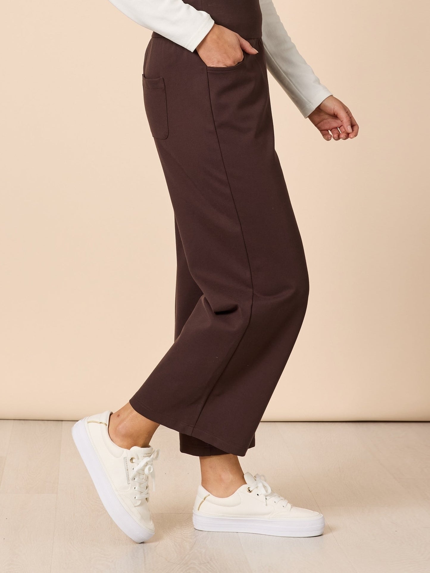 Kimmy Ponti Wide Leg Pants - Coffee