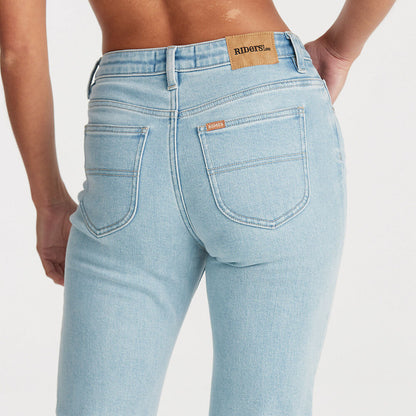 Mid Boyfriend Jean - Baby Blues