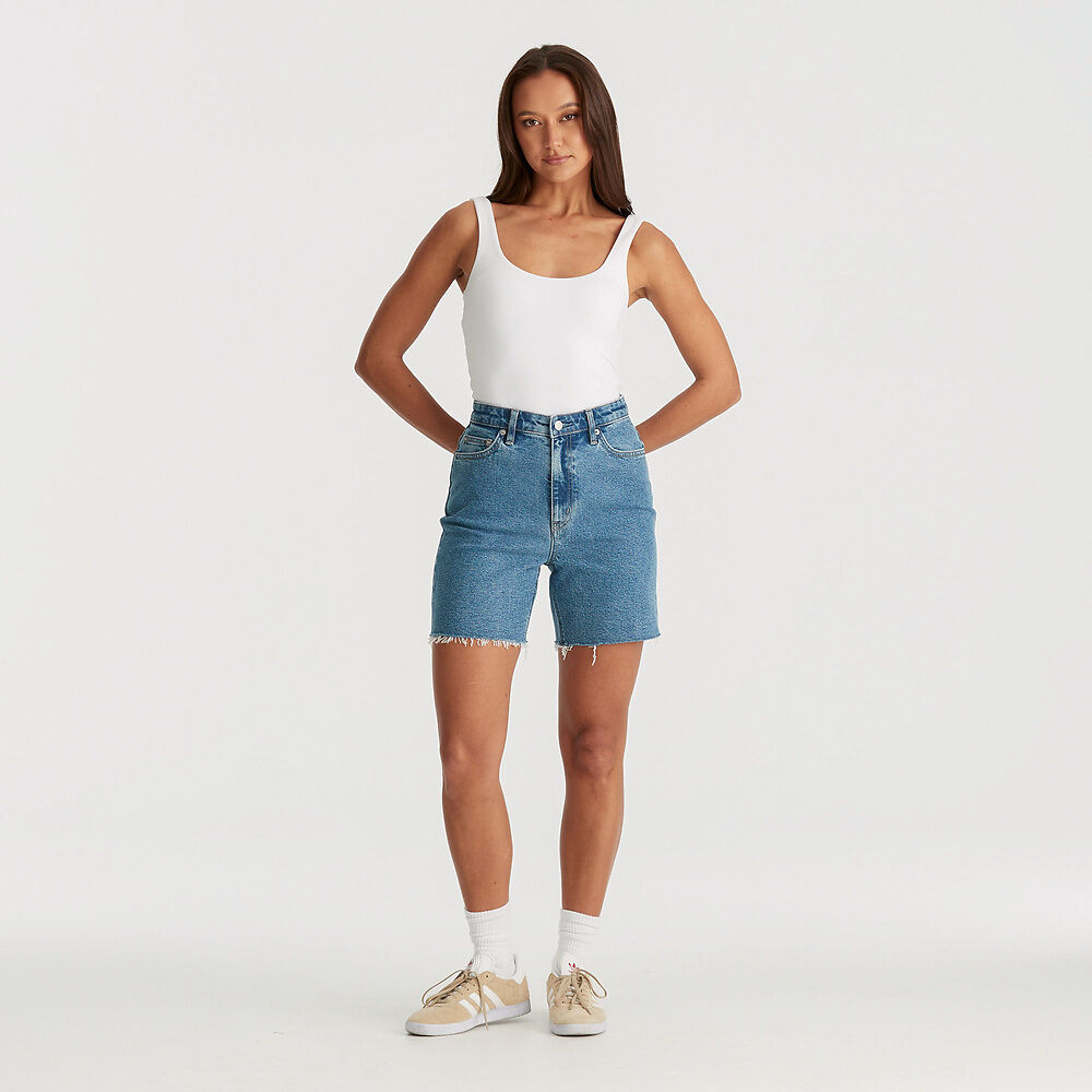 Hi Straight Short