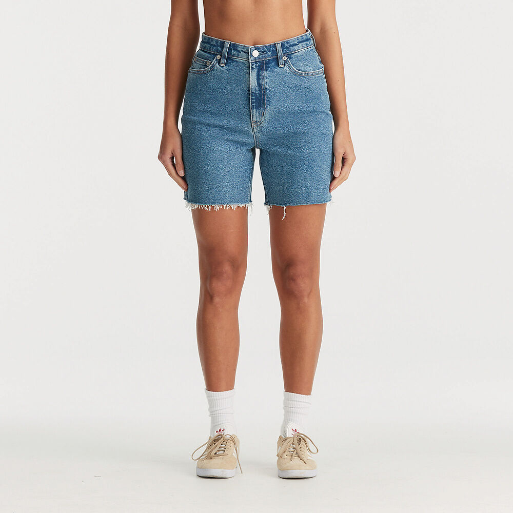 Hi Straight Short