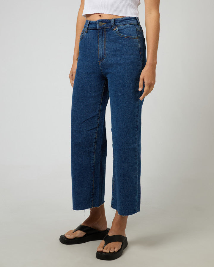 Charlie High Rise Wide Leg - Mid Blue