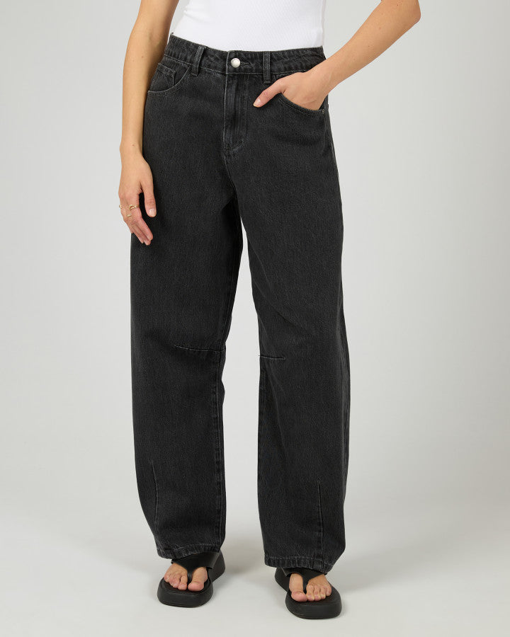 Hallie Barrel Leg Jean - Coal
