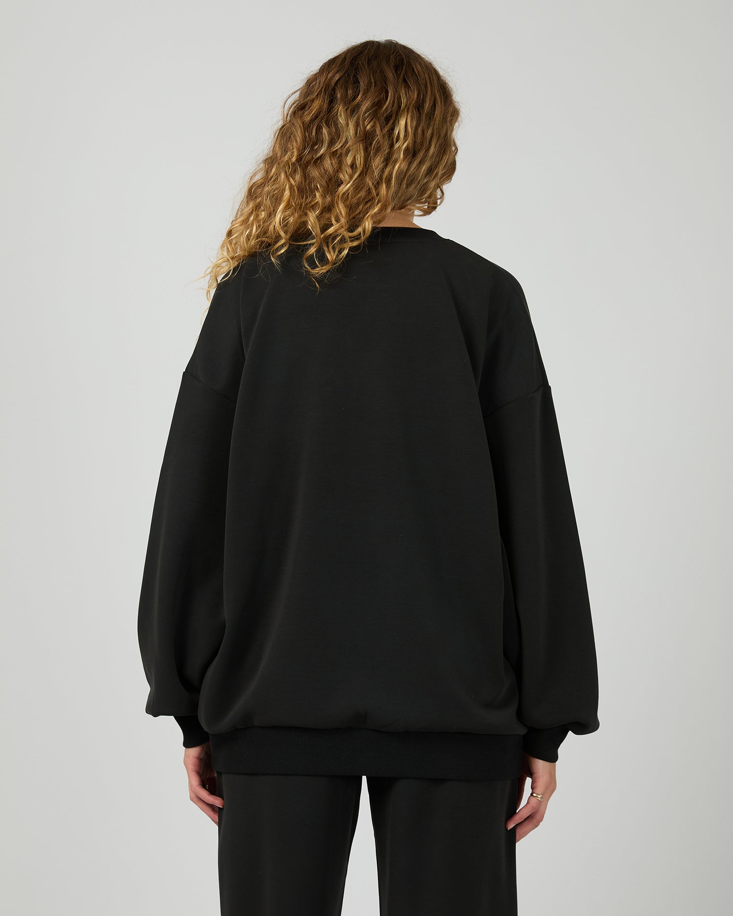 Luxe Active Box Crew - Black