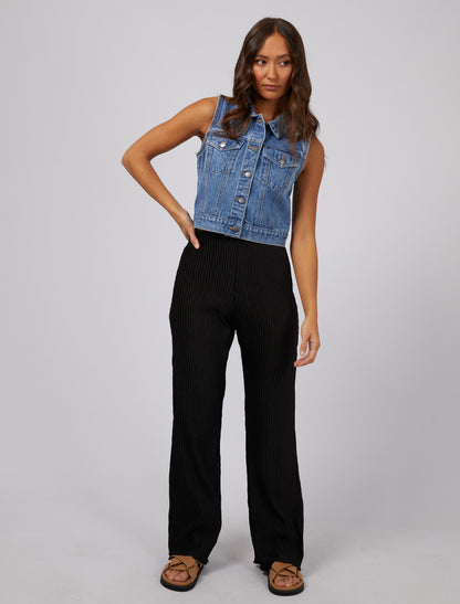 Maxinne Pant
