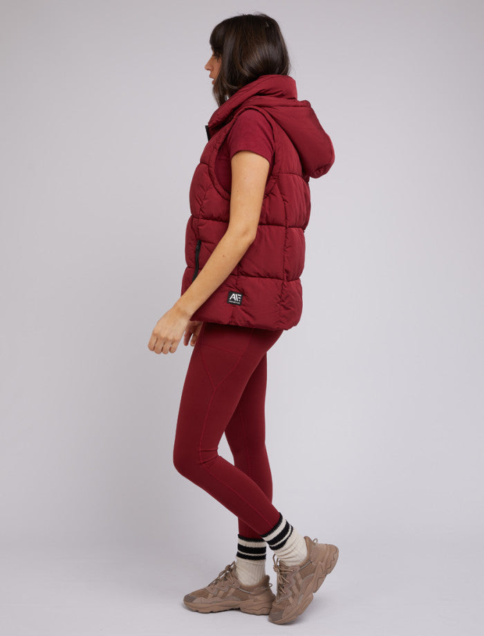 Remi Luxe Puffer Vest - Port