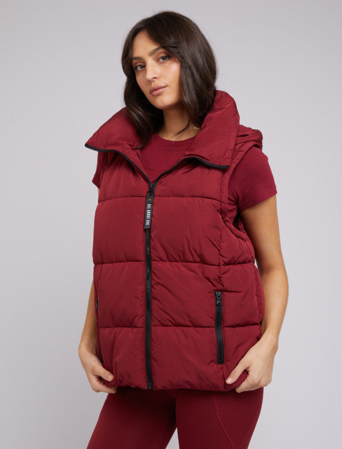 Remi Luxe Puffer Vest - Port