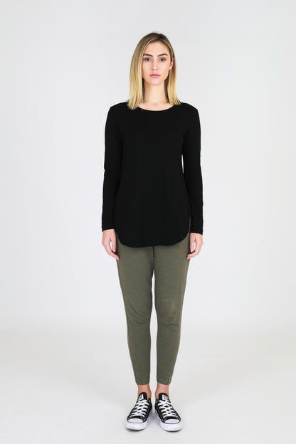 Scarlett Long Sleeve Tee Women Black | Lyn Rose Boutique