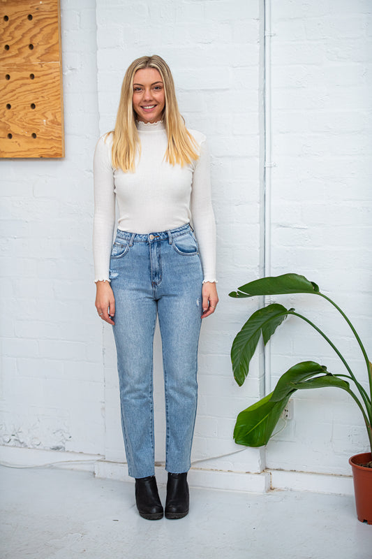 Straight Leg Washed Jean