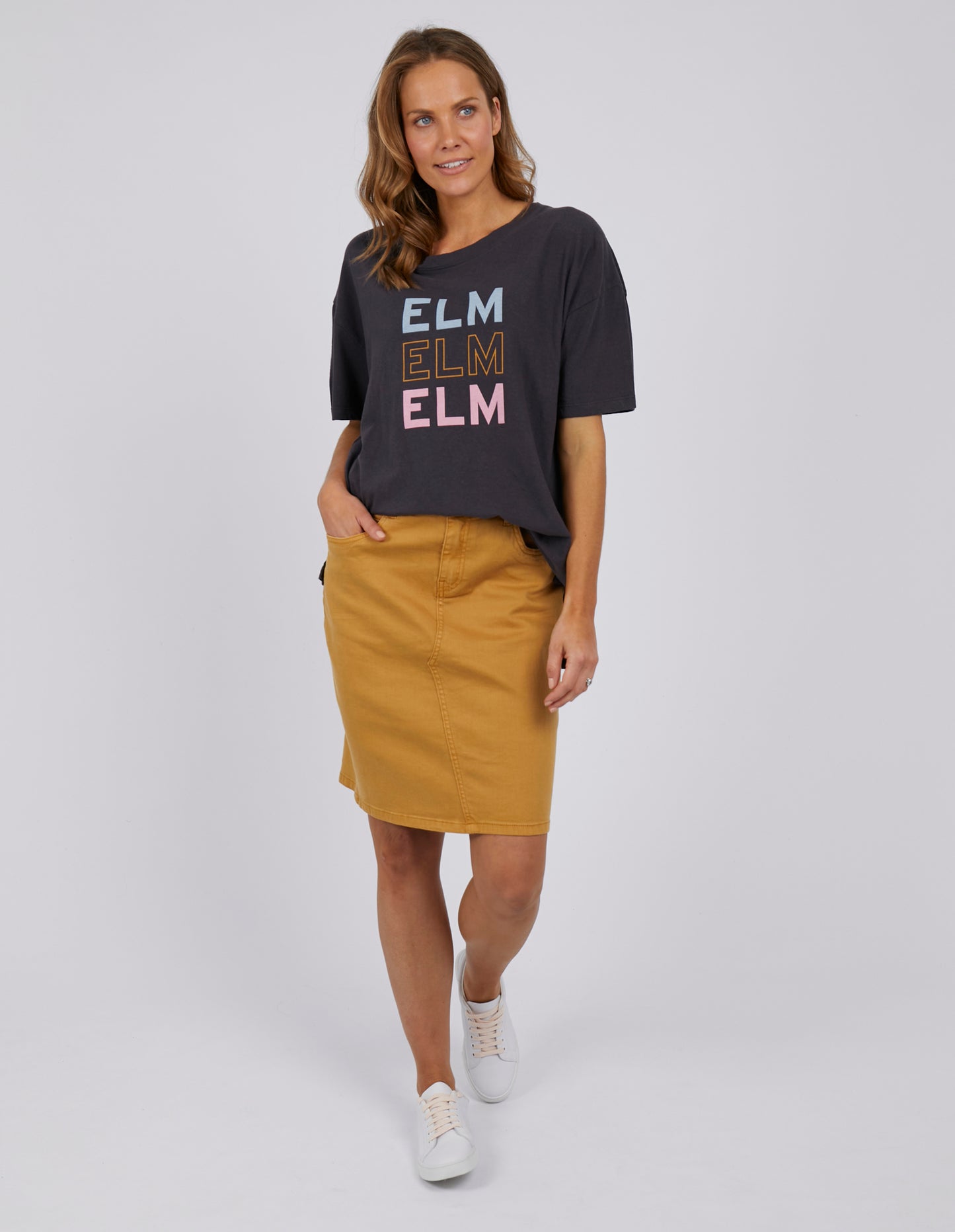 Elm Block S/S Tee - Washed Black