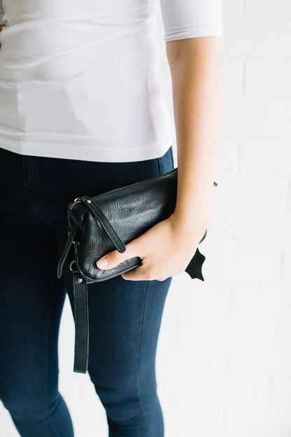 St Kilda Clutch Black | Lyn Rose Boutique
