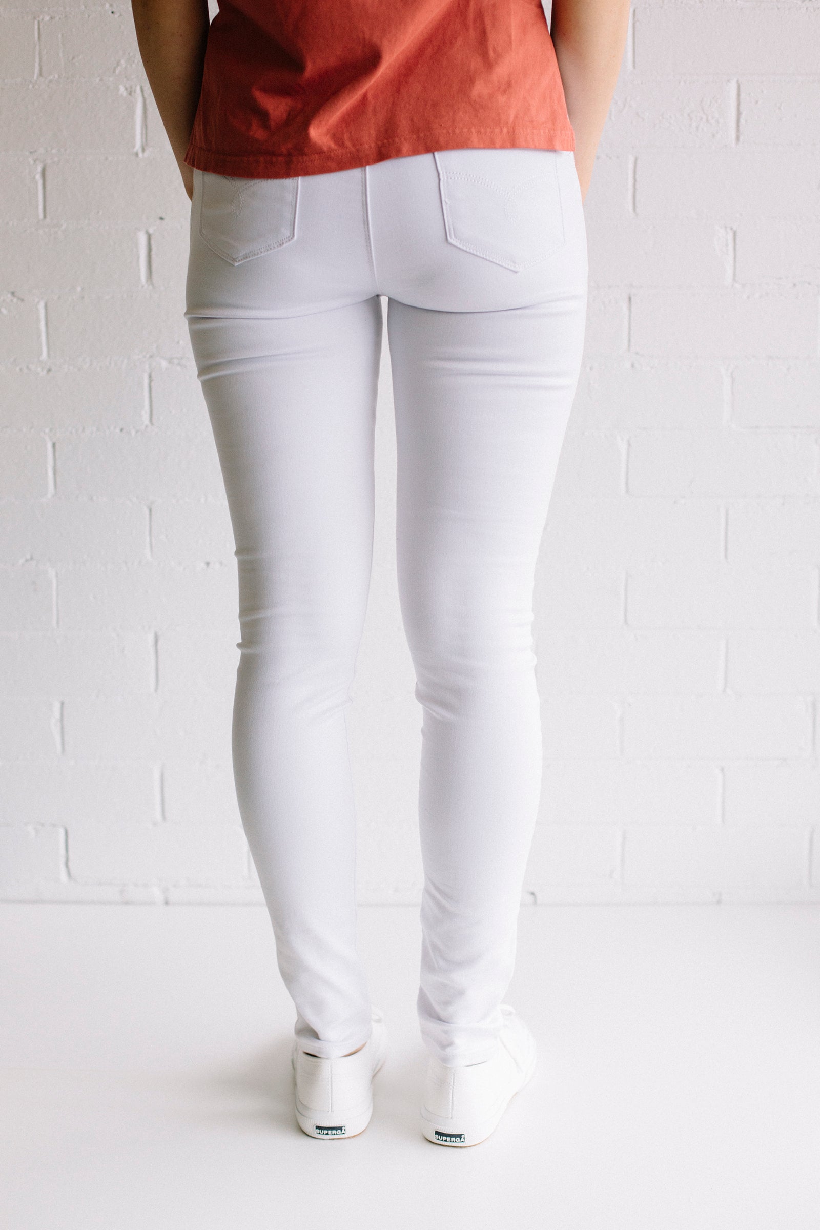 White Jeans Women | Lyn Rose Boutique