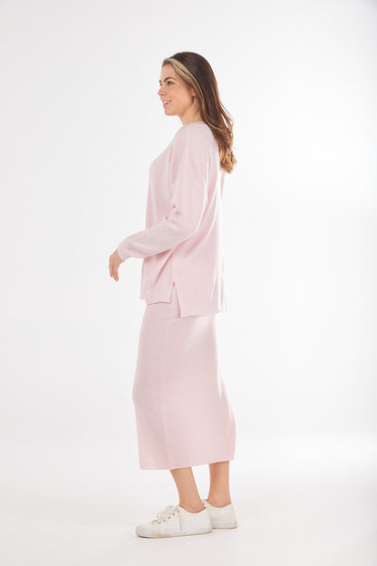 Ribbed V Lounge Pullover