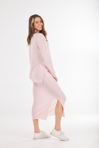 Ribbed V Lounge Pullover