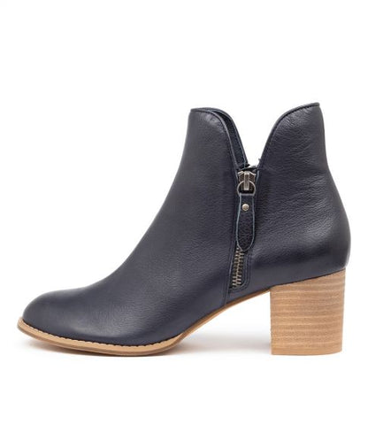 Shiannely Boots - Navy