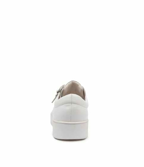 Laila Sneaker I Lyn Rose Boutique