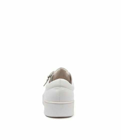 Laila Sneaker I Lyn Rose Boutique