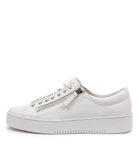 Laila Sneaker I Lyn Rose Boutique
