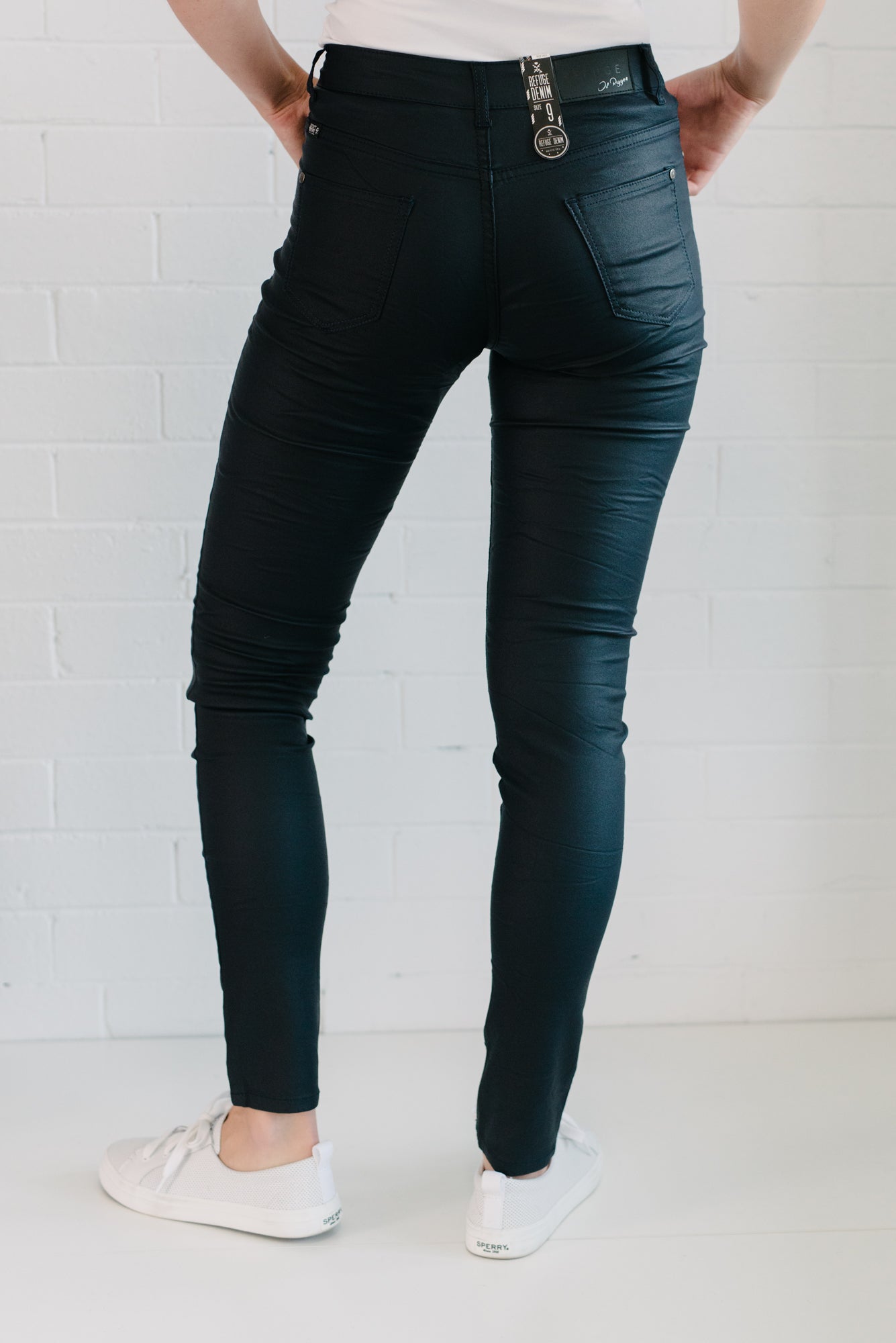 Wax Stretch Women Navy | Lyn Rose Boutique