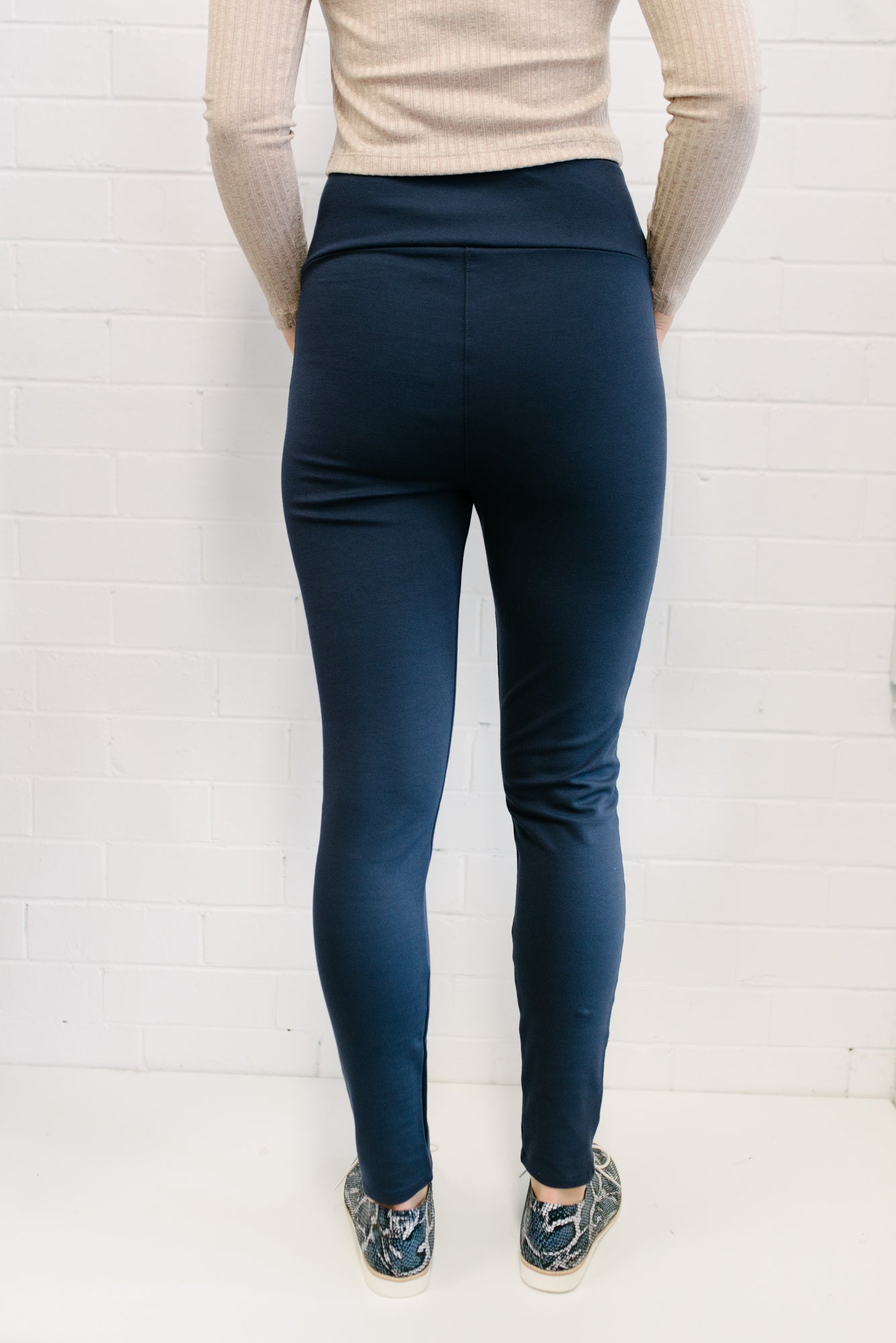 Threadz Ponti Pants Women Navy | Lyn Rose Boutique