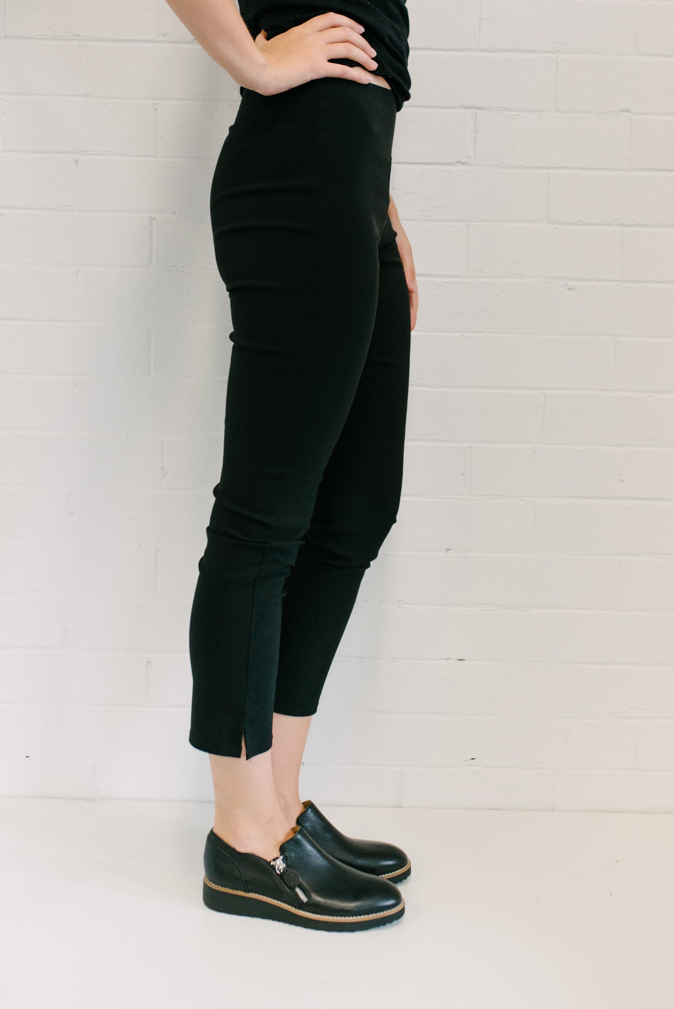 Bengaline 7/8  Pants Women | Lyn Rose Boutique