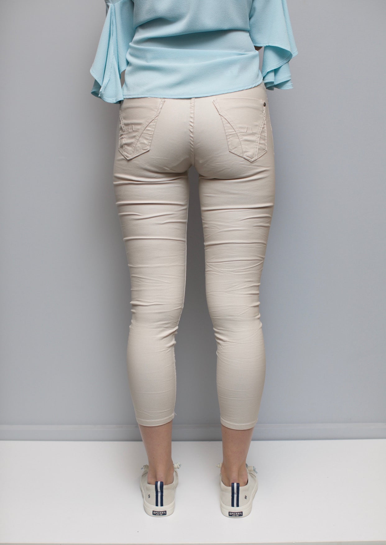 Stretch Wax 7/8 Women Sand | Lyn Rose Boutique
