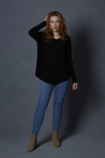 Curved Hem Vee Pullover
