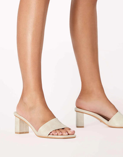 Jocelyn Heel - Bone Scale